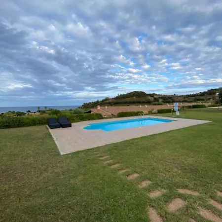 Prázdninový dům Beafe' Ogliastra Con Piscina *